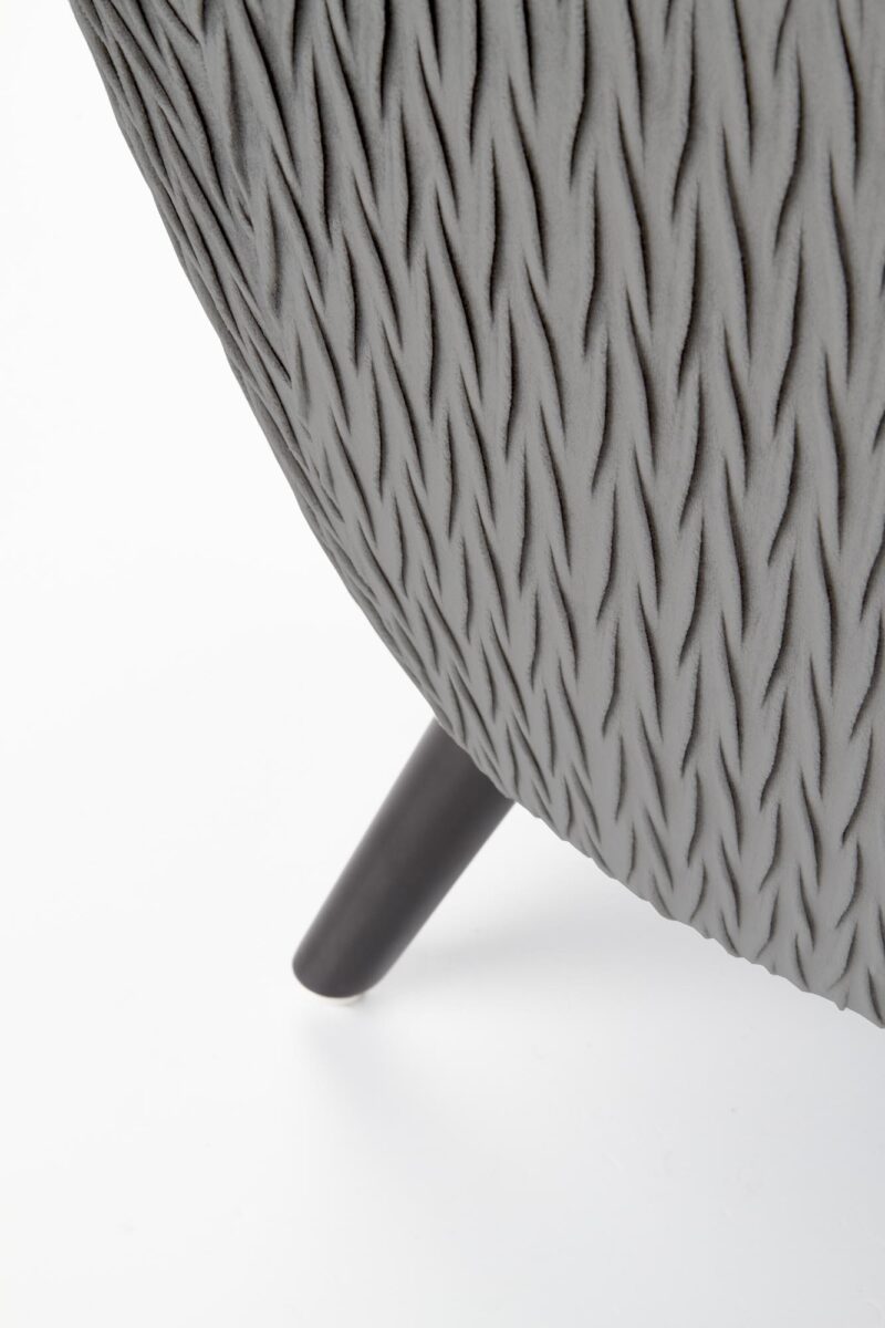 Tugitool RAVIOR, hall