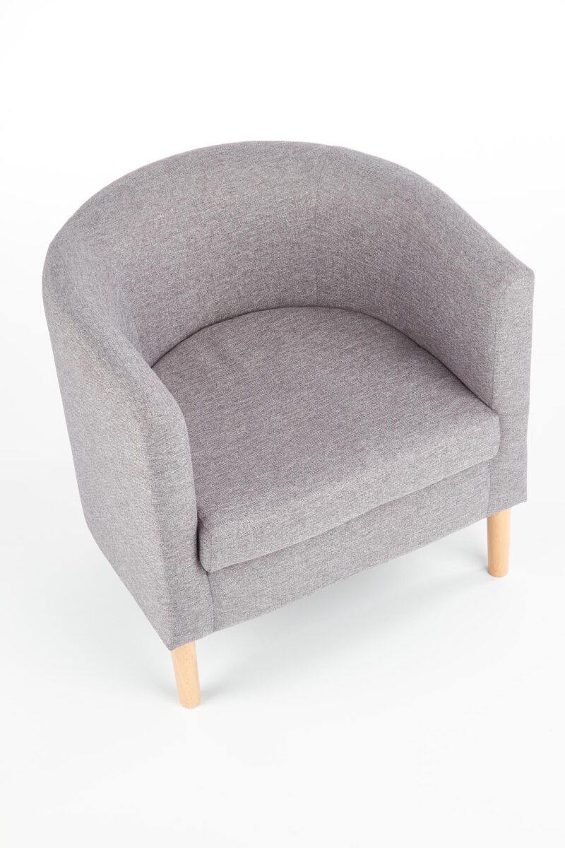 Tugitool CLUBORA, hall