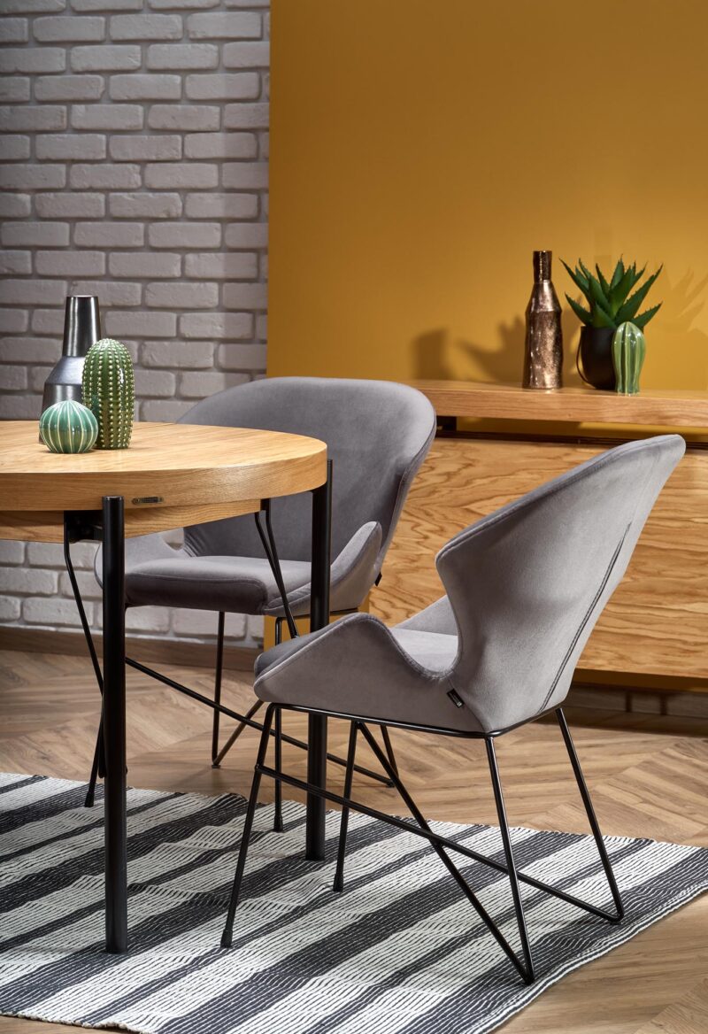 Pikendatav söögilaud INVERA, naturaalne tamm / must