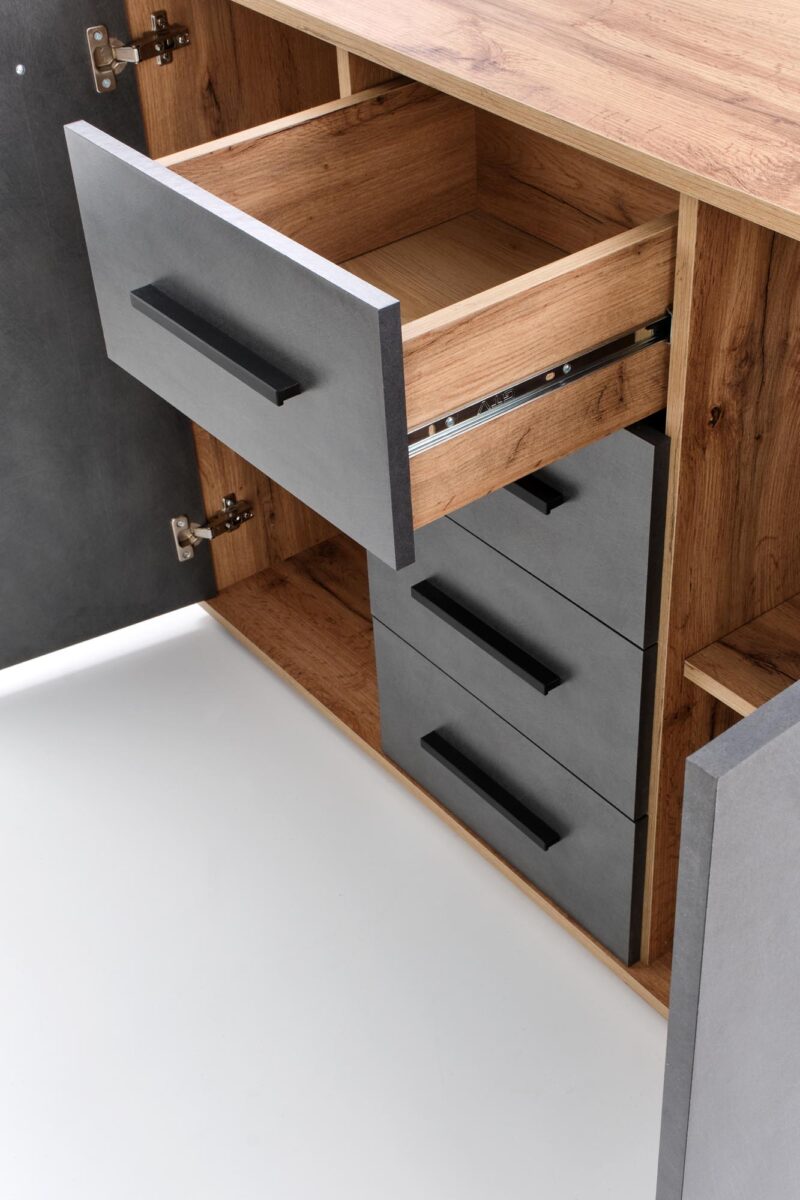 Kummut LIMORA KM-4, wootani tamm / hall