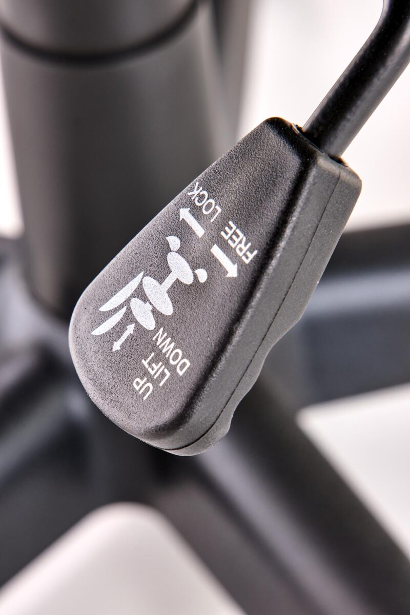 2010001187486_6 Kontoritool ALORON, must / punane