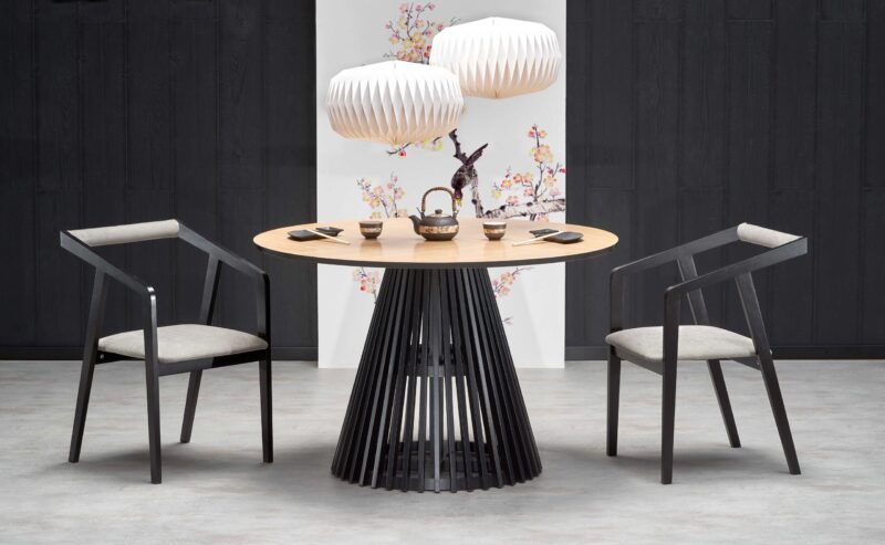 Söögilaud MIYARO, naturaalne tamm / must