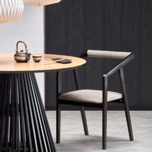 Söögilaud MIYARO, naturaalne tamm / must