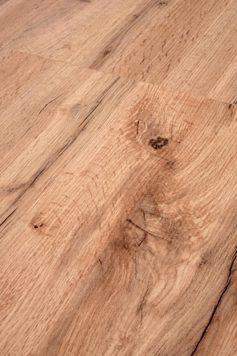 Söögilaud GINARO, wootani tamm / must