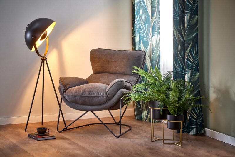 Tugitool VOLK, tumehall / must