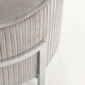 2010001190028_3 Tumba CRICKET, helehall