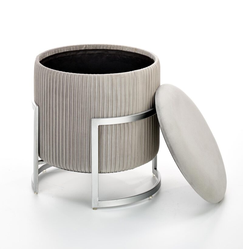 2010001190028_7 Tumba CRICKET, helehall