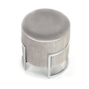 2010001190028_8 Tumba CRICKET, helehall