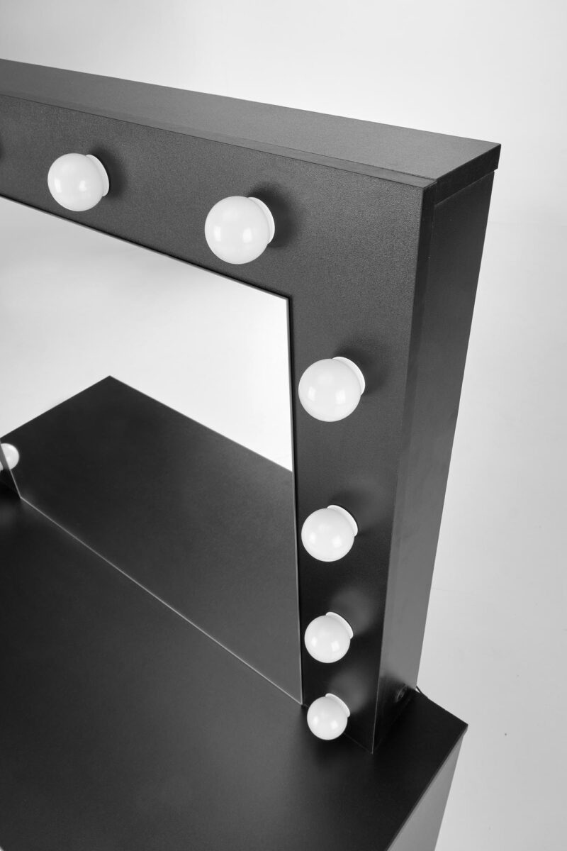 Meigilaud HOLVION, must