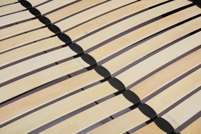 Voodi PALAZ 160, must / kuldne