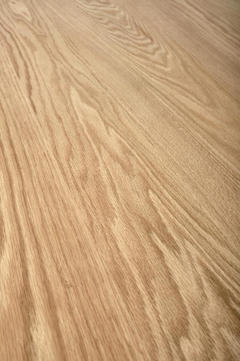 Söögilaud DEVOR, looduslik tamm