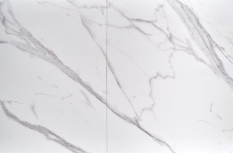 Pikendatav söögilaud OSMIR, valge marmor / must