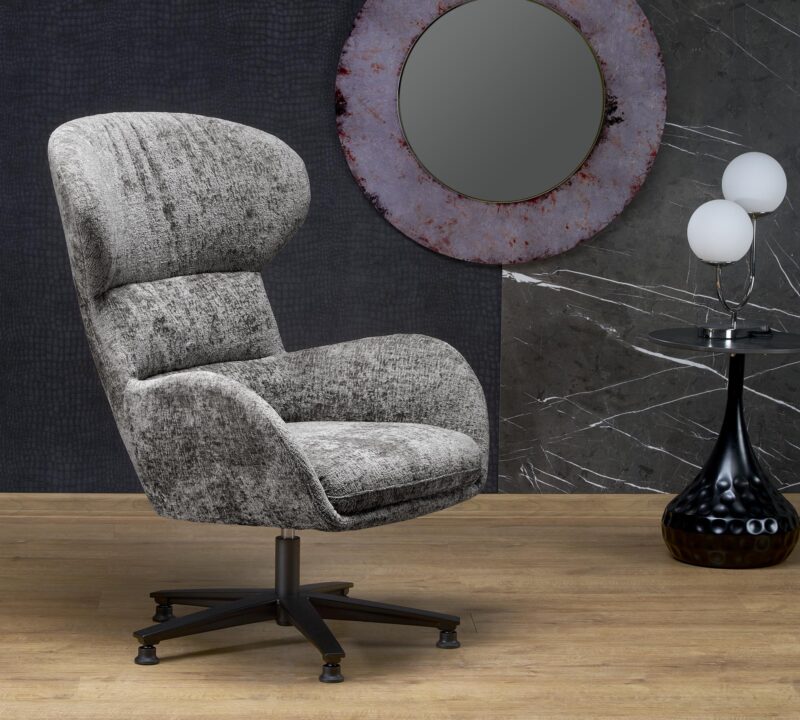 Tugitool FRANK, hall