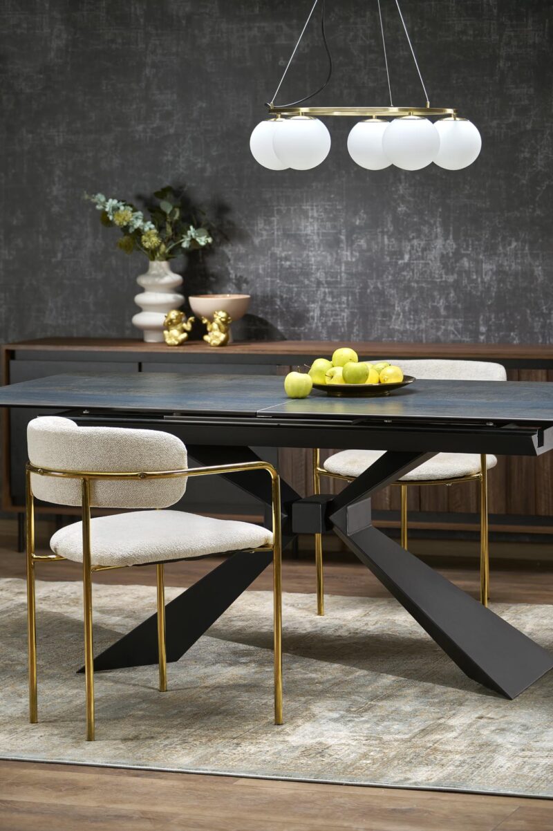 Stacked from 4 images. Method=A (R=8,S=4) Söögilaud NORVIN, sinine marmor / must