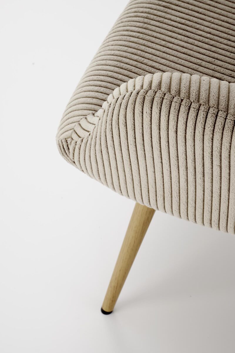 Tugitool AMADOR, hall