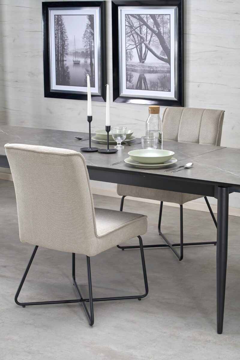 Stacked from 3 images. Method=C (S=4) Pikendatav söögilaud CASTALTO, hall