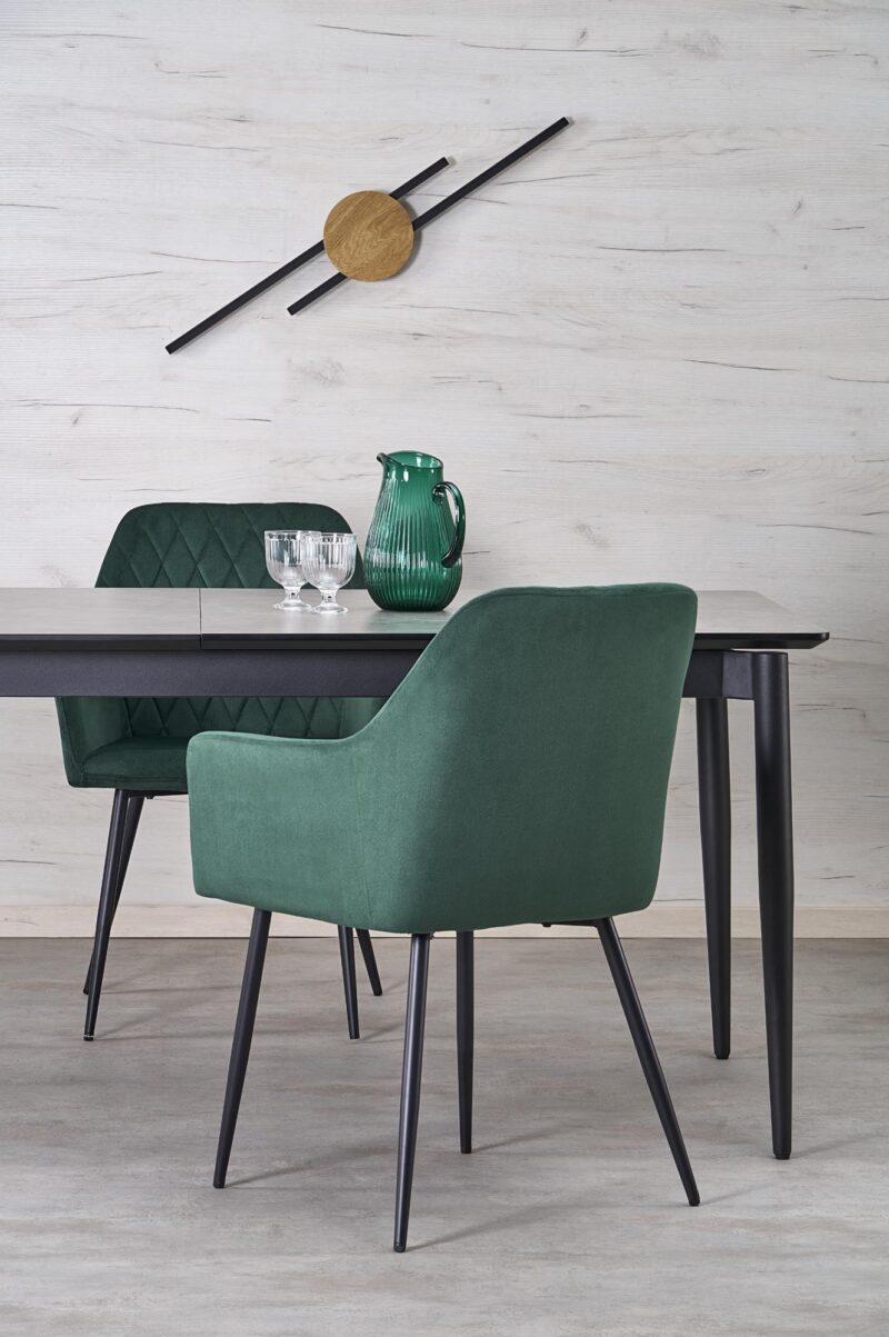 Stacked from 4 images. Method=C (S=4) Pikendatav söögilaud CASTALTO, hall