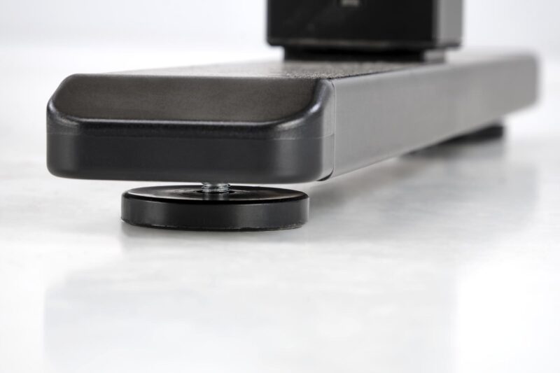 Reguleeritav kirjutuslaud ZAORA, tamm / must