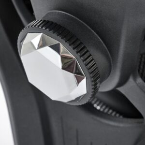 2010001204510_8 Kontoritool OSVALT, must