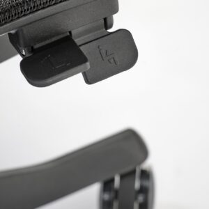 2010001204510_9 Kontoritool OSVALT, must