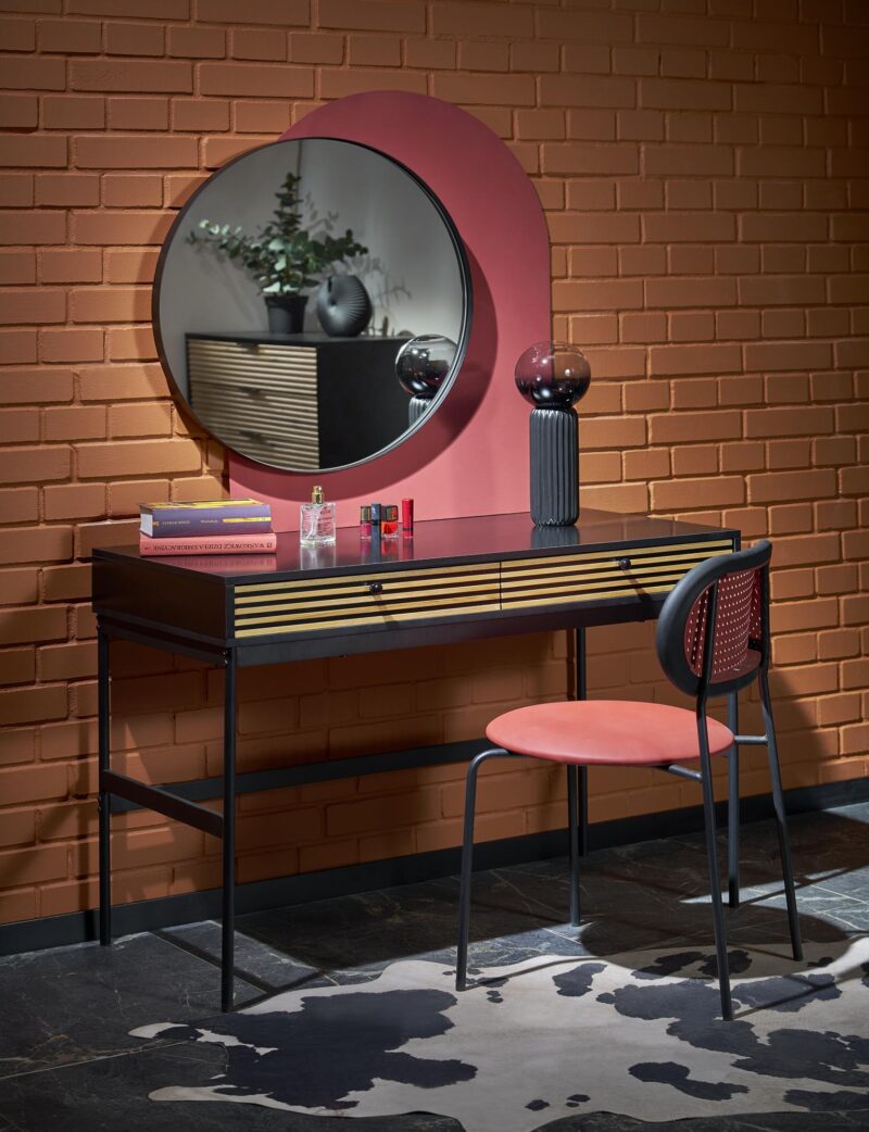 PATINA seinapeegel, must