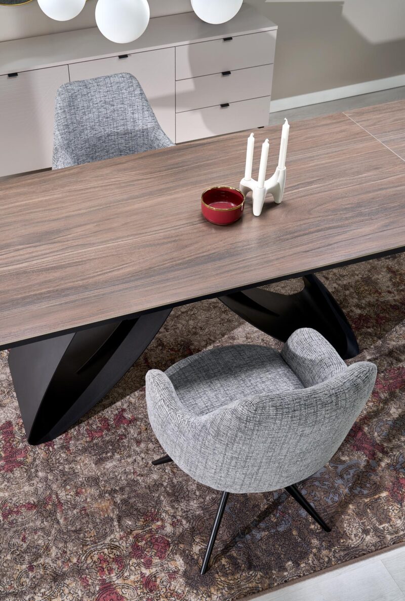 Söögilaud WALARIO, pähkel / must