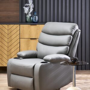 Stacked from 3 images. Method=B (R=8,S=4) Tugitool PERU manuaalne recliner, hall