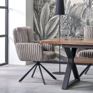 Stacked from 3 images. Method=B (R=8,S=4) Tool BOSTON, hall