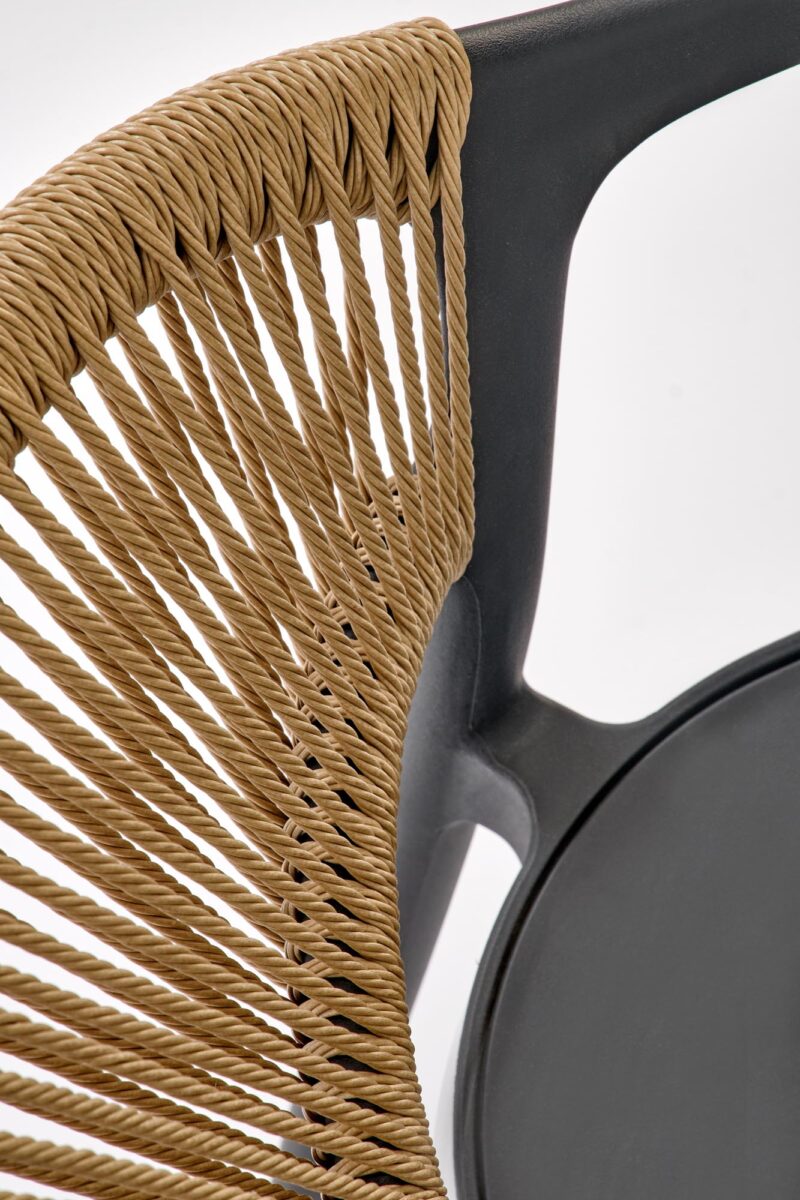 Tool ELERI, must / naturaalne