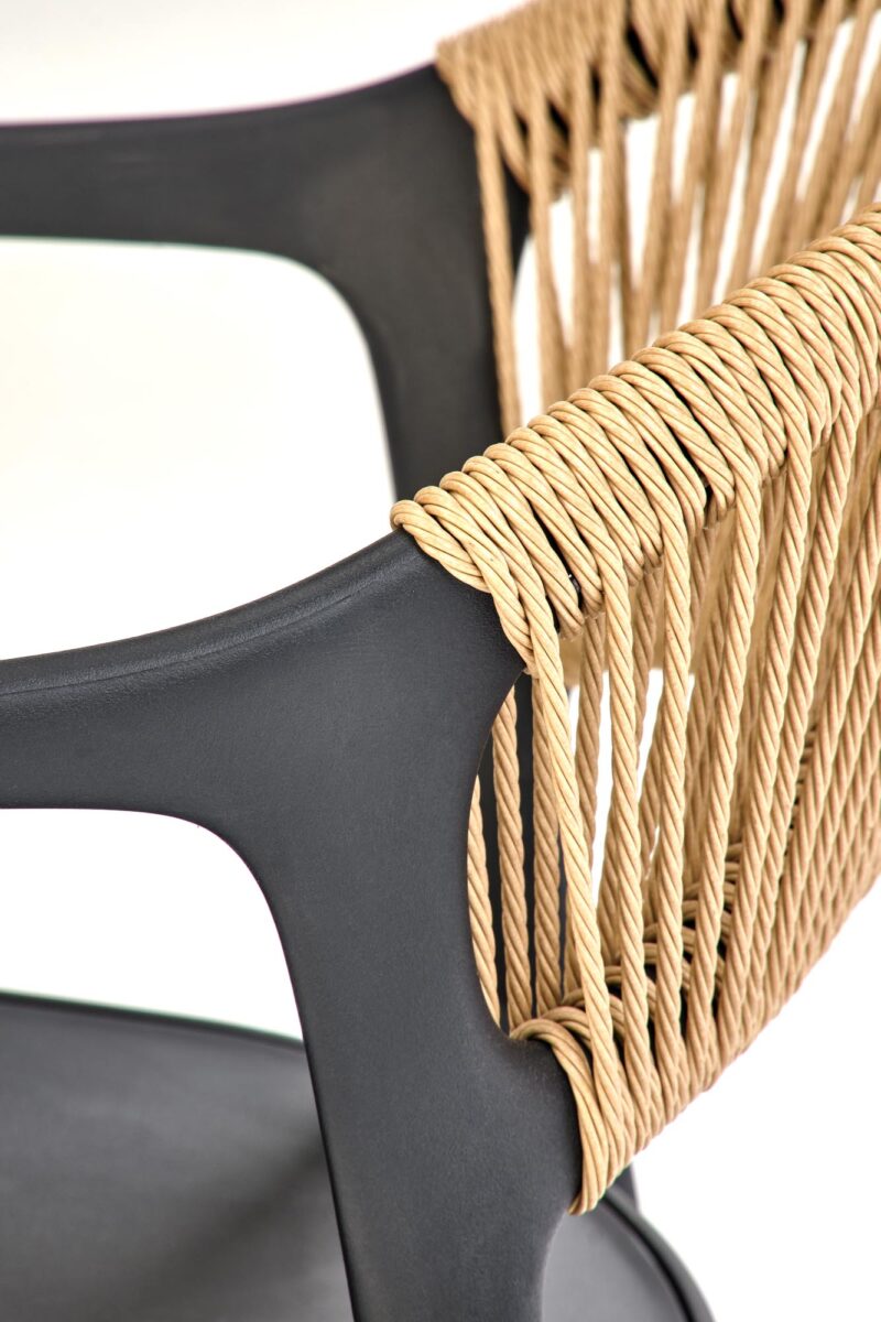 Tool ELERI, must / naturaalne