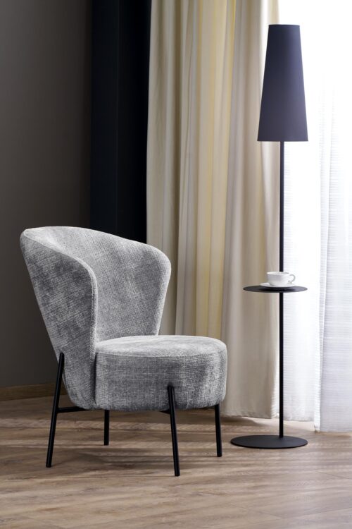 Tugitool CALVIERA, hall.