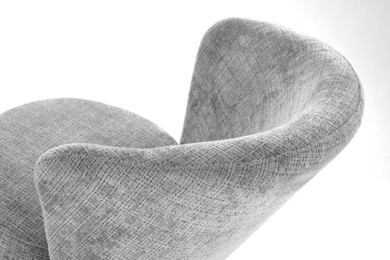 Tugitool CALVIERA, hall.