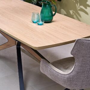 Stacked from 12 images. Method=C (S=4) Pikendatav söögilaud JAMES, naturaalne / must