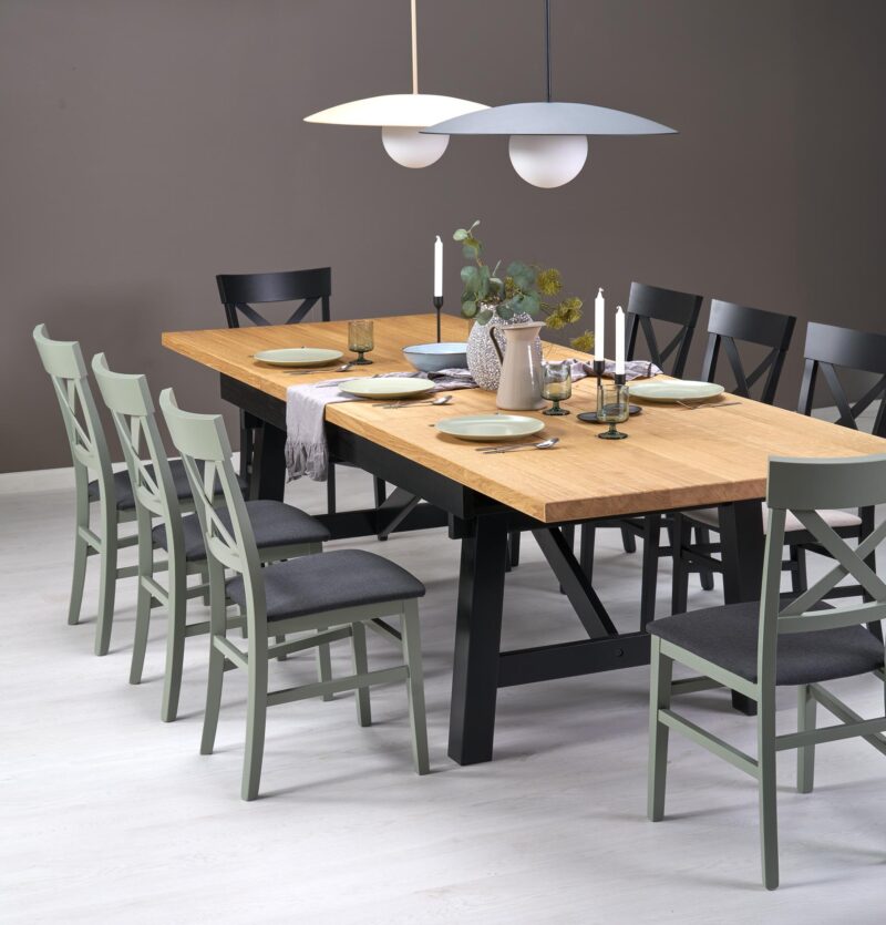 Pikendatav Söögilaud FIERON, naturaalne tamm / must