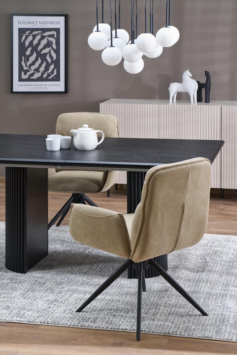 Stacked from 11 images. Method=B (R=8,S=4) Pikendatav Söögilaud BOLVION, must / must