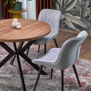 Stacked from 7 images. Method=C (S=4) Pikendatav söögilaud PERLON, pähkel / must