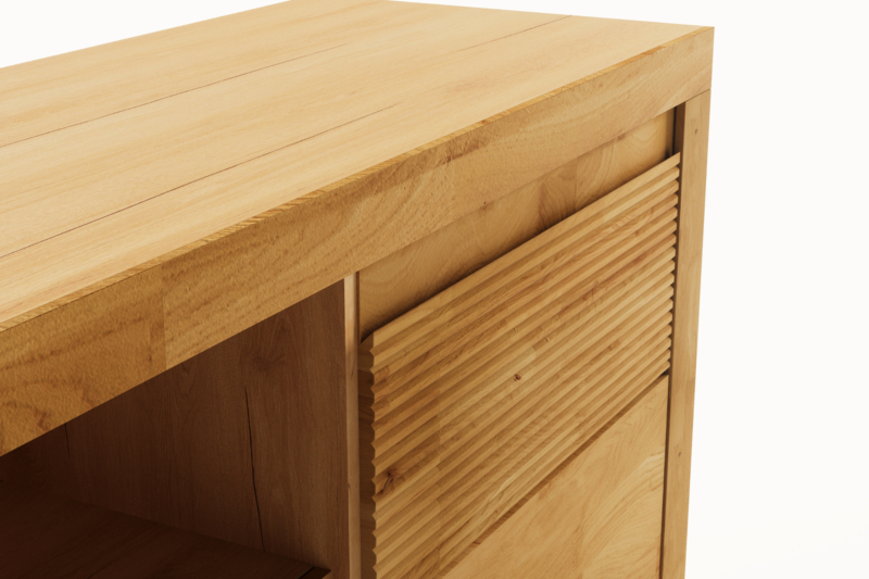 Tammepuidust TV alus Bruno 44