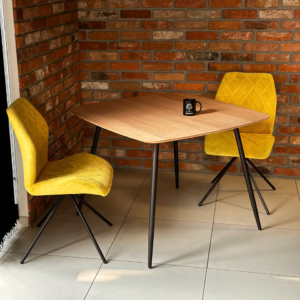 Väike tammepuidust söögilaud GEOMETRIC 81