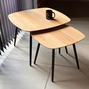 Tammepuidust kohvilaudade komplekt GEOMETRIC 91