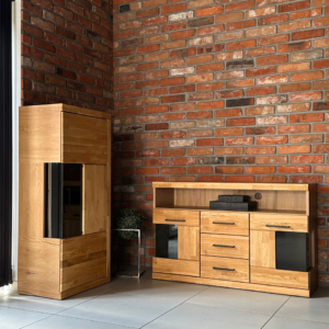 Meble-debowe-z-przyciemnianym-szklem Tammepuidust vitriinkapp Raro 95