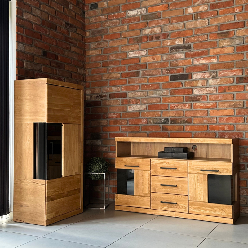 Meble-debowe-z-przyciemnianym-szklem Tammepuidust vitriinkapp Raro 95