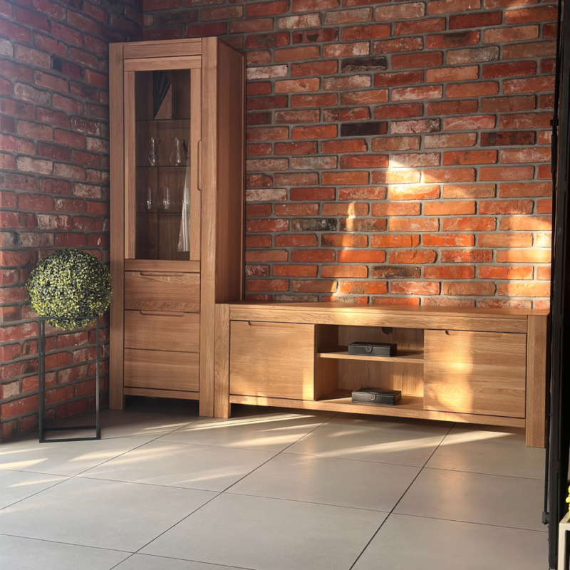 Tammepuidust tv-alus Napoli 46