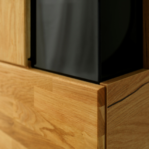 Tammepuidust vitriin Raro 90