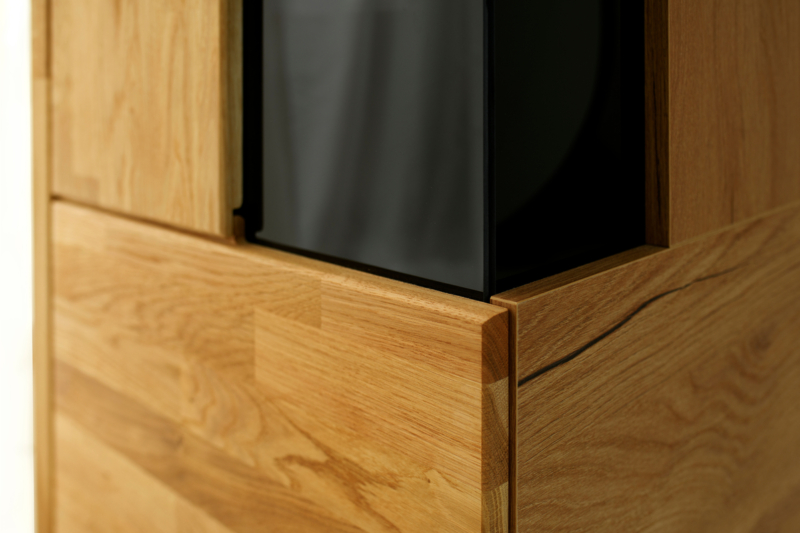 Tammepuidust vitriin Raro 90