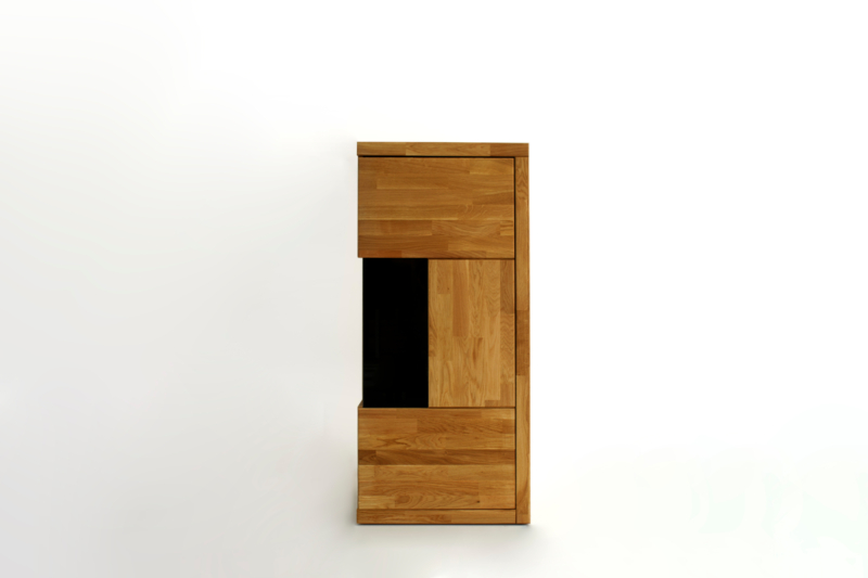 RE-95-_4_ Tammepuidust vitriinkapp Raro 95