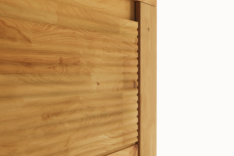 Tammepuidust kummut Bruno 05