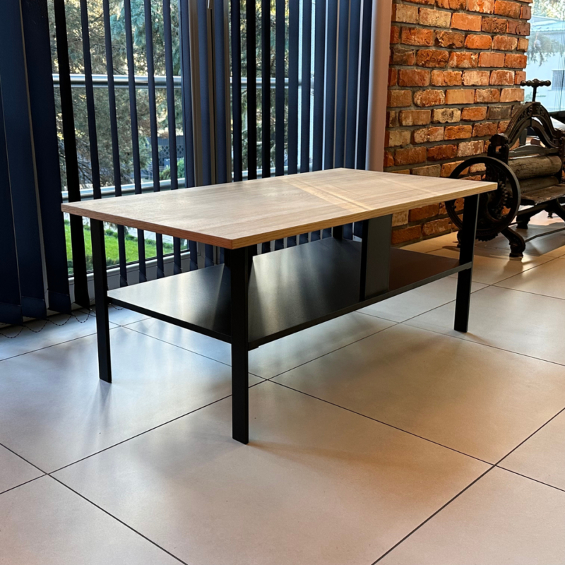 Tammespooniga kohvilaud ORINGO